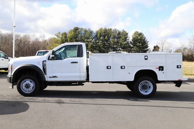 Used 2024 Ford F550 4x4 Regular Cab Super Duty image 3
