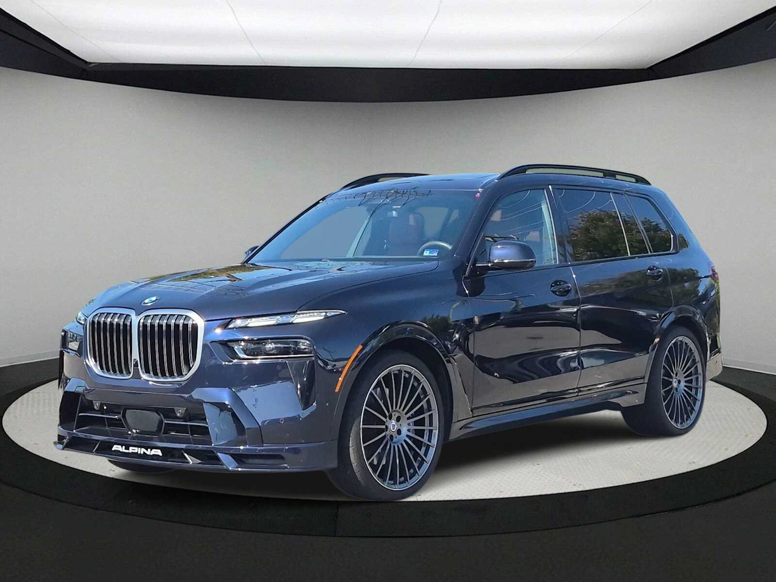 Used 2024 BMW ALPINA XB7 AWD/4WD image 4