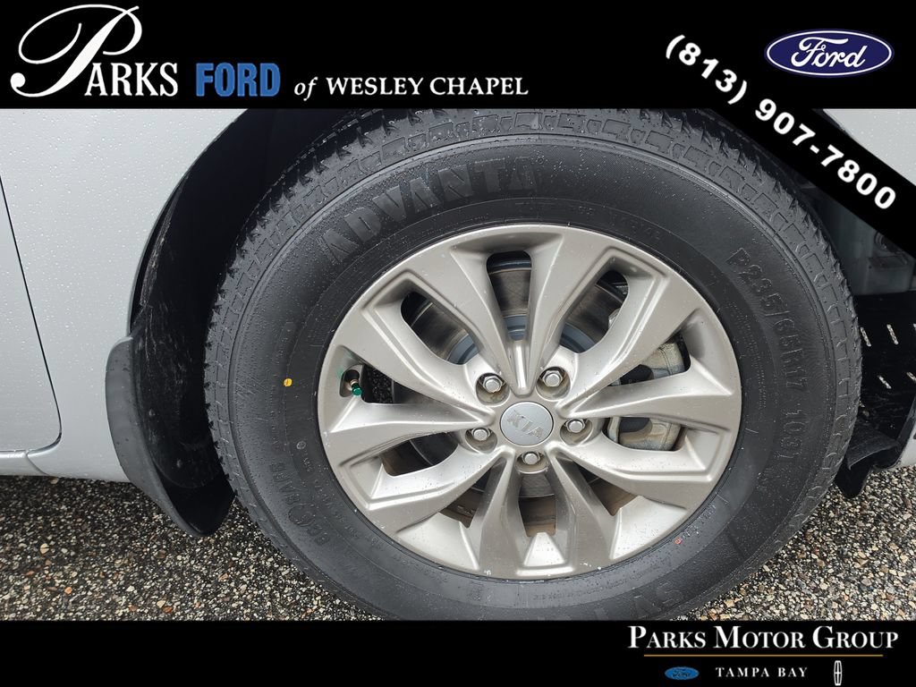 Used 2021 Kia Sedona LX FWD image 30