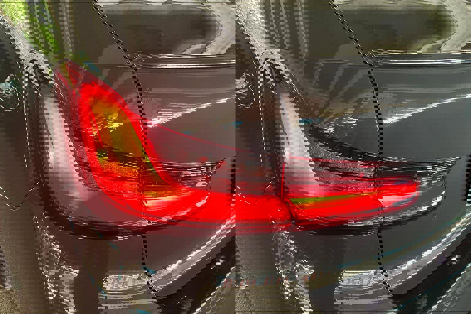 Used 2024 BMW 330i Sedan w/ M Sport Package image 28