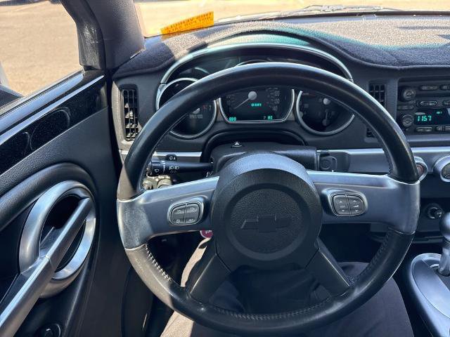 Used 2003 Chevrolet SSR w/ Preferred Equipment Group RWD image 9