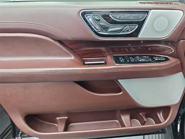 Used 2018 Lincoln Navigator L Black Label image 16
