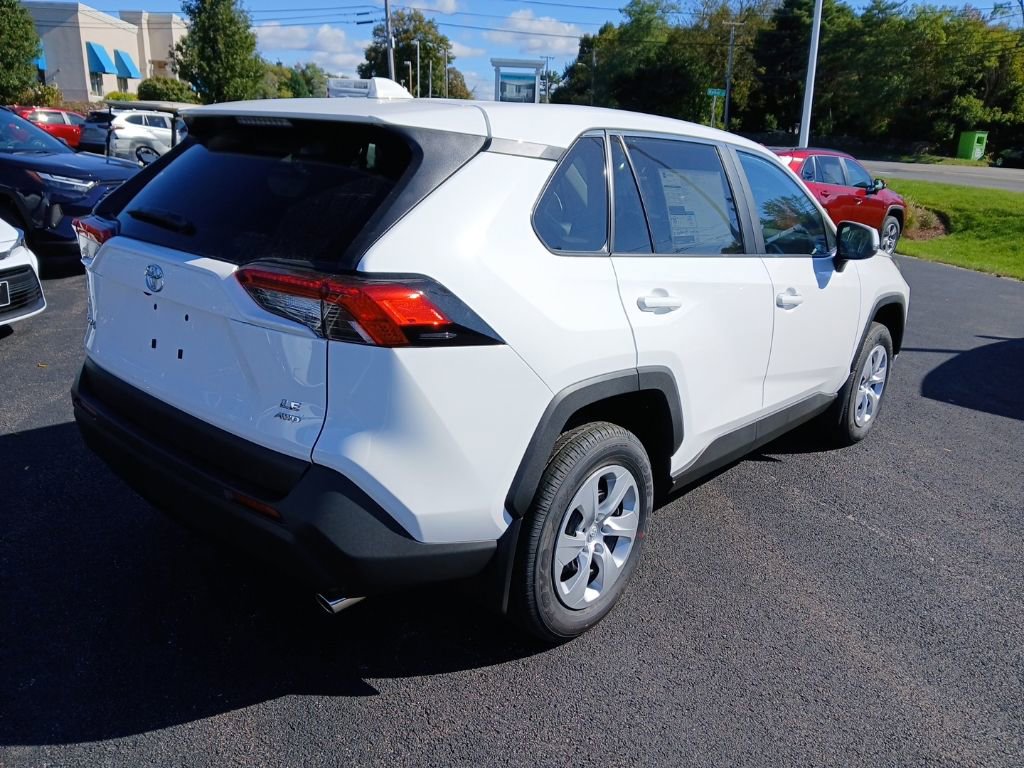 New 2025 Toyota RAV4 LE image 3
