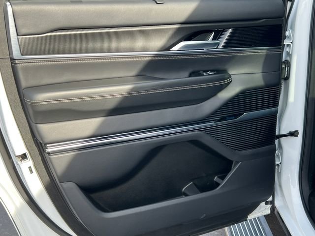 Certified 2024 Jeep Grand Wagoneer Series II w/ Quick Order Packagew 28T image 42