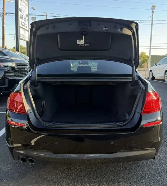 Used 2014 BMW 528i Sedan RWD image 11