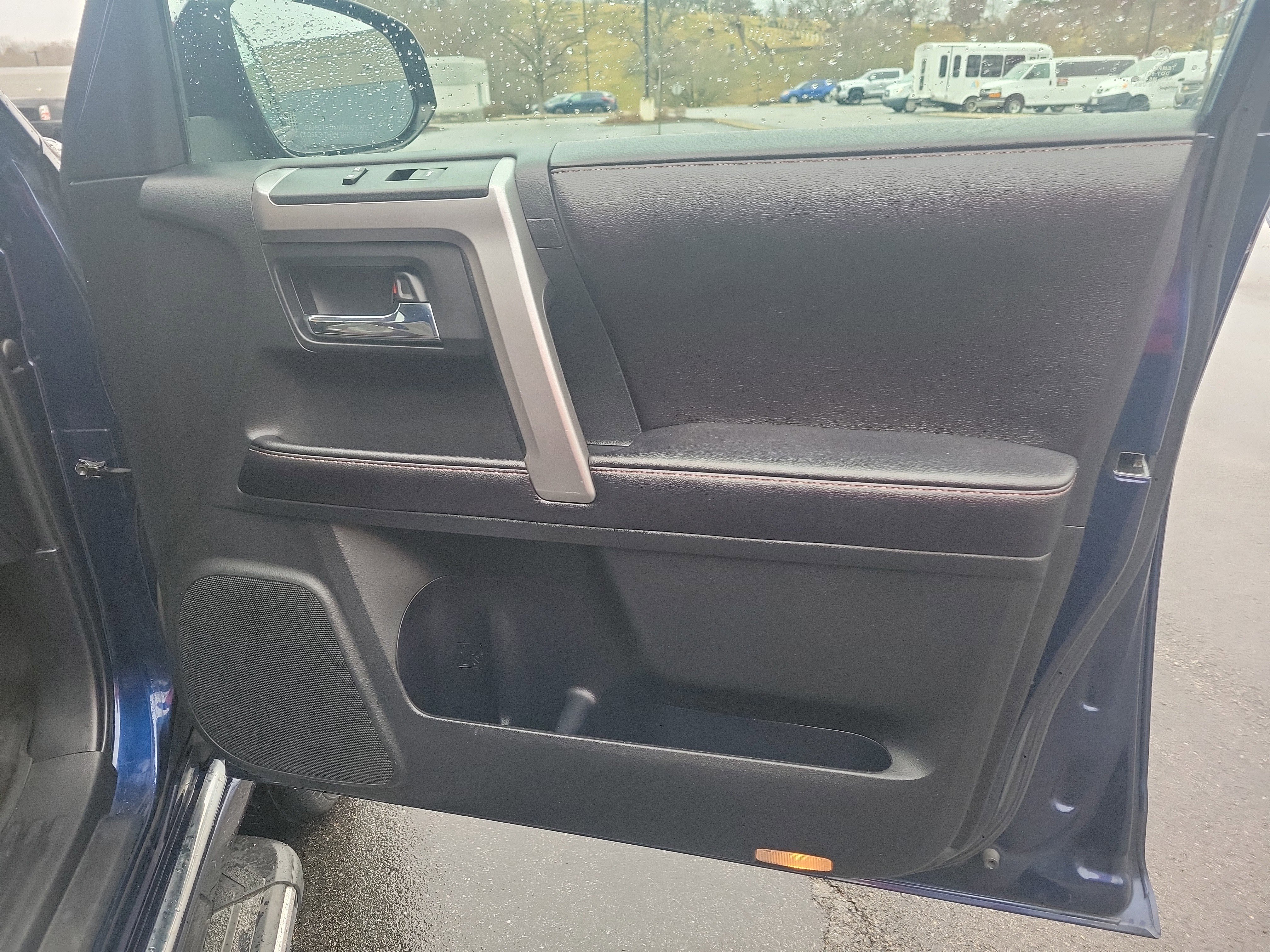 Used 2016 Toyota 4Runner Limited image 30