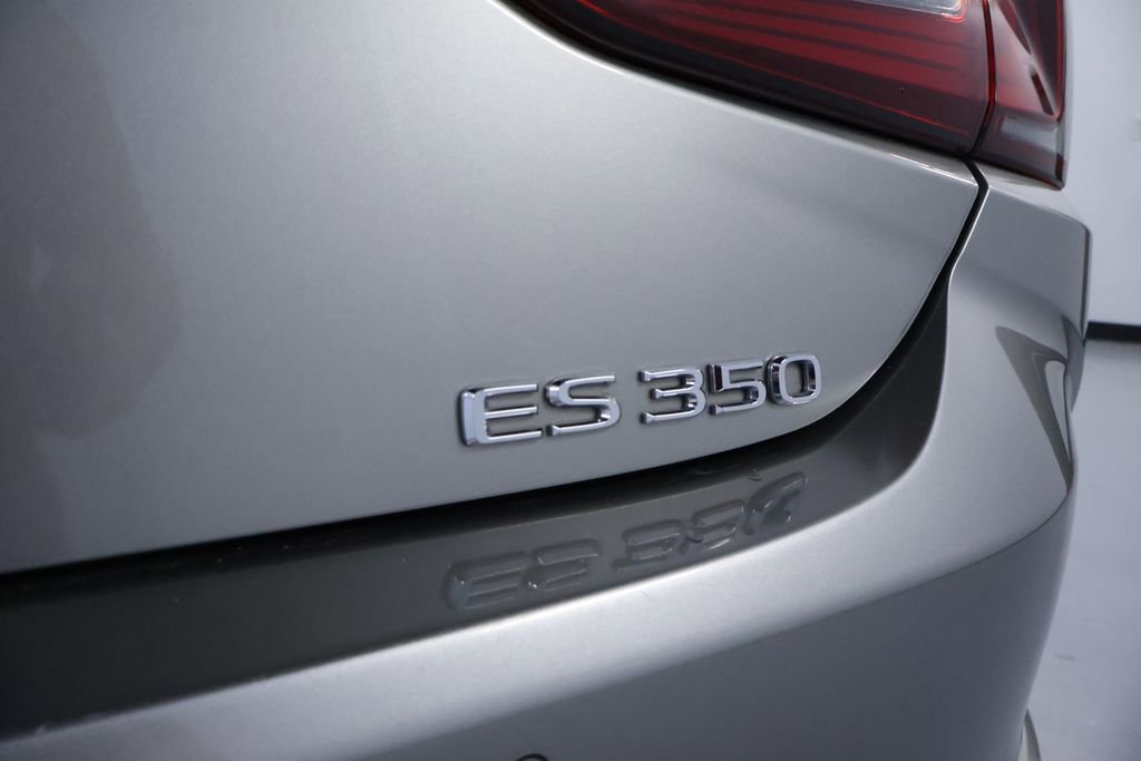 Used 2019 Lexus ES 350 w/ Premium Package image 10