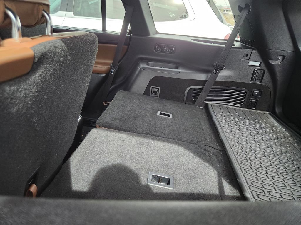 Used 2021 Lincoln Aviator Grand Touring w/ Equipment Group 302A AWD/4WD image 8