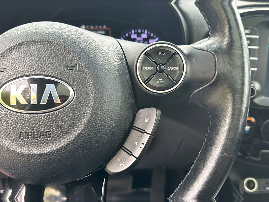 Used 2016 Kia Soul ! w/ Premium Package FWD image 26
