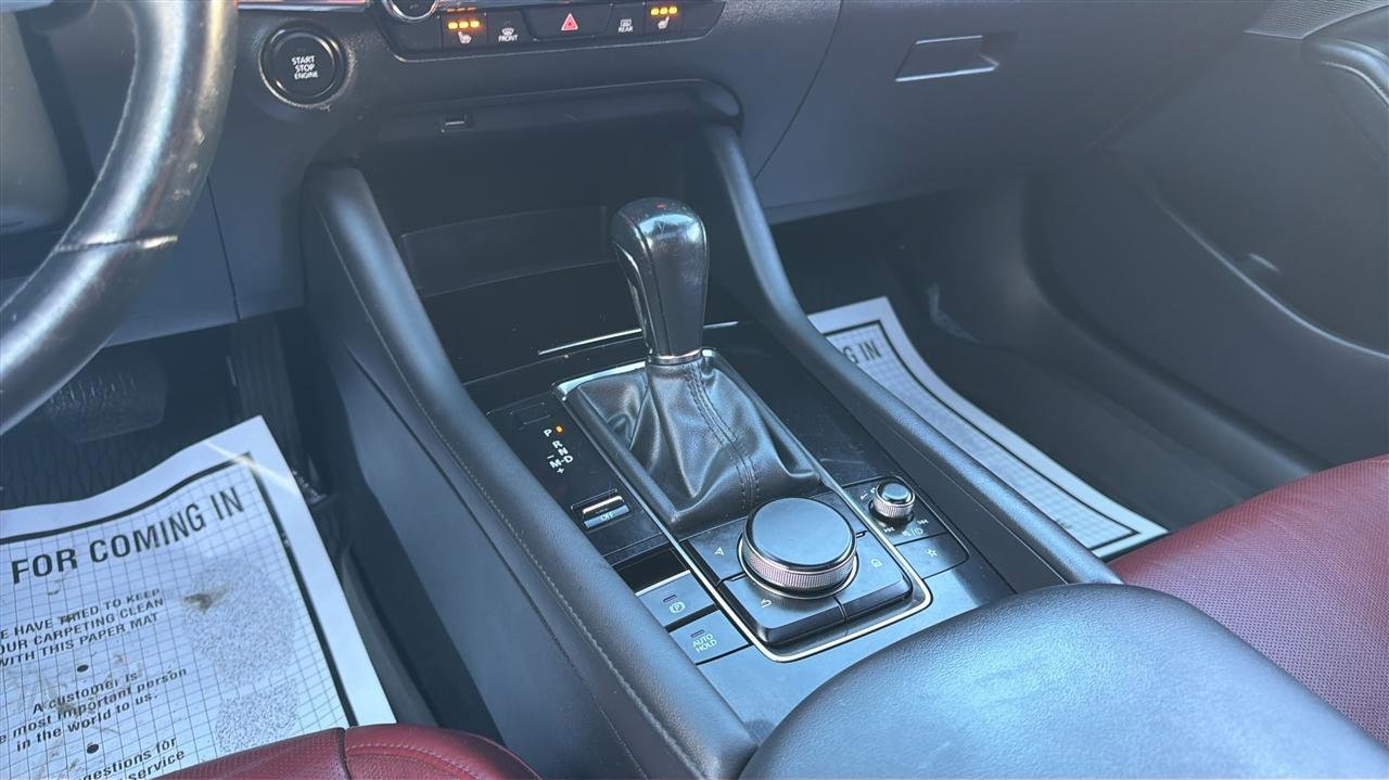 Used 2019 MAZDA MAZDA3 AWD Auto w/Premium Pkg image 23
