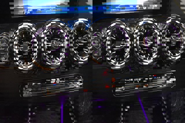 New 2026 Mercedes-Benz GLA 250 4MATIC image 32