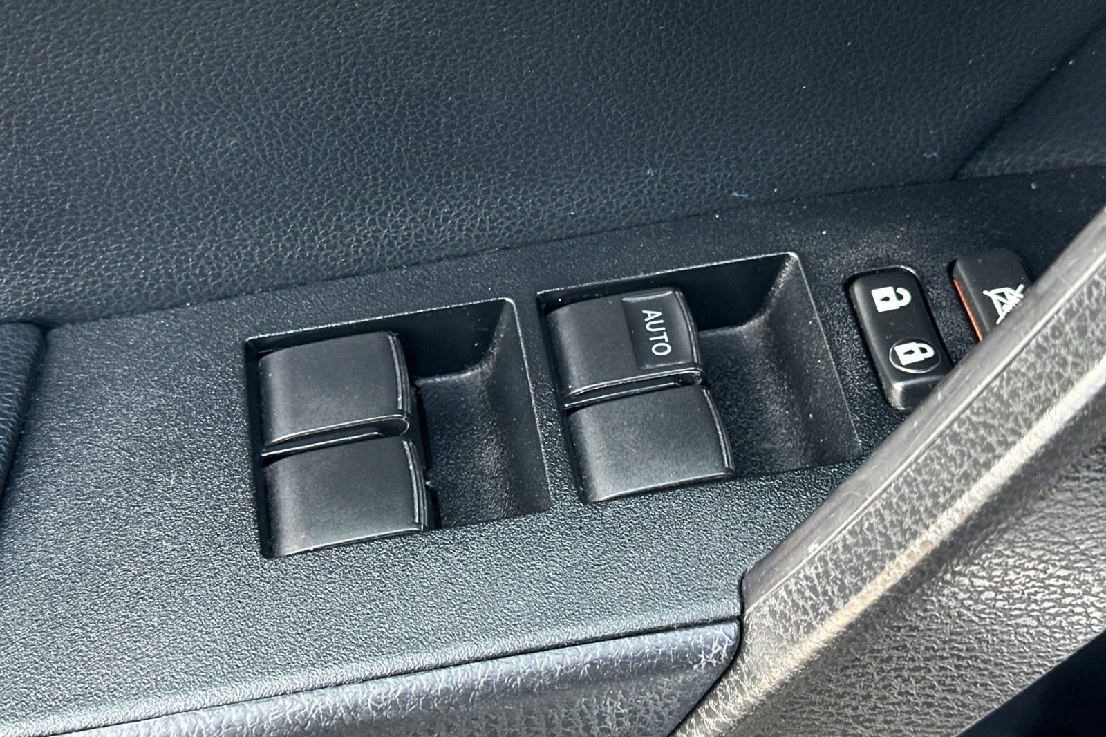 Used 2016 Toyota Corolla S image 12