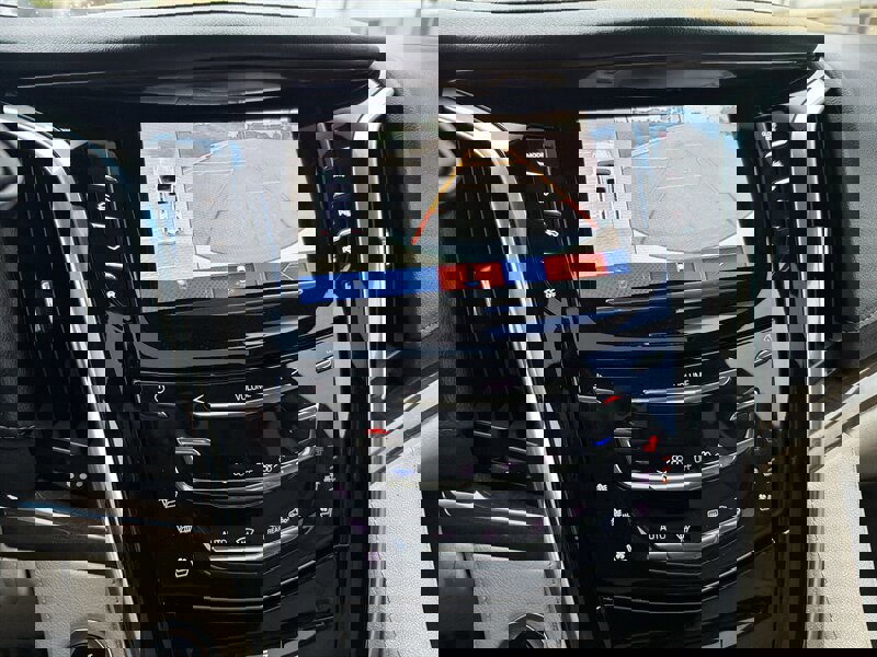 Used 2019 Cadillac Escalade ESV Luxury image 25