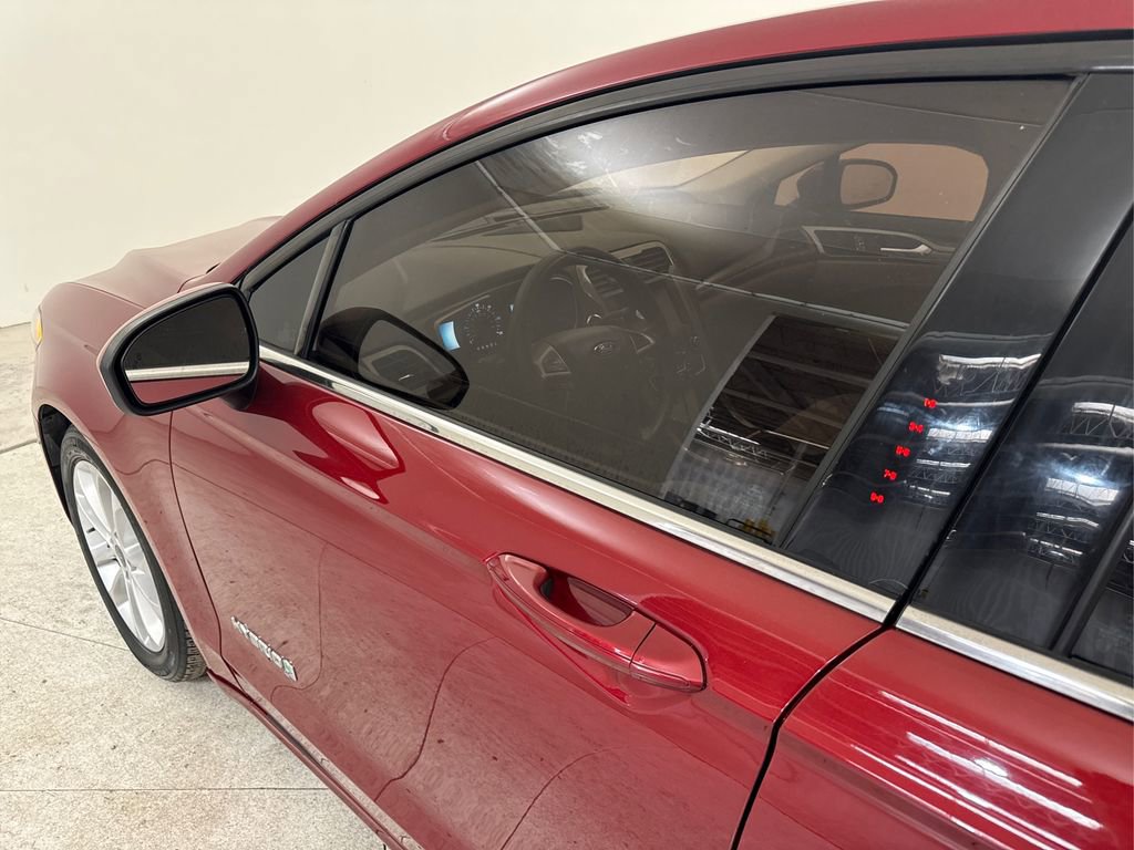 Used 2019 Ford Fusion SE image 19
