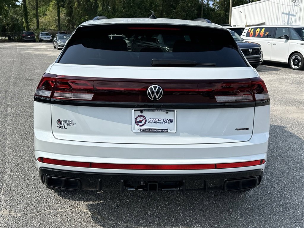 New 2026 Volkswagen Atlas Cross Sport SEL R-Line image 6