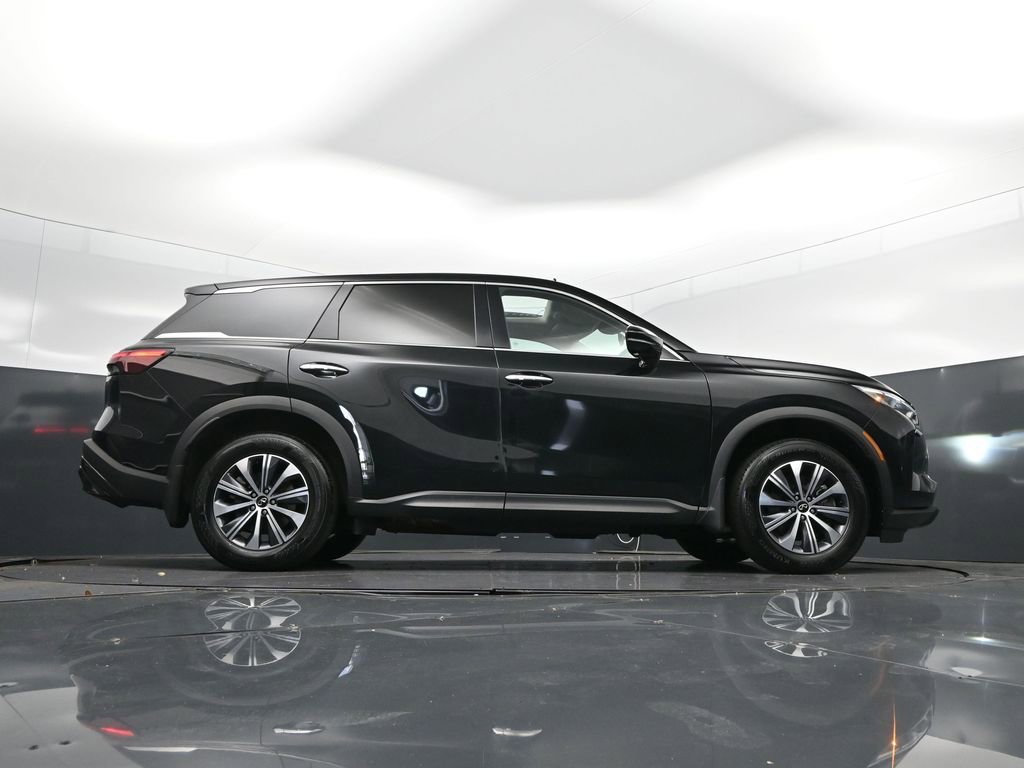 Used 2023 INFINITI QX60 Pure image 44