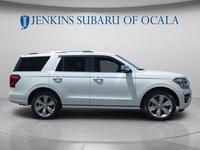Used 2024 Ford Expedition Platinum AWD/4WD image 2