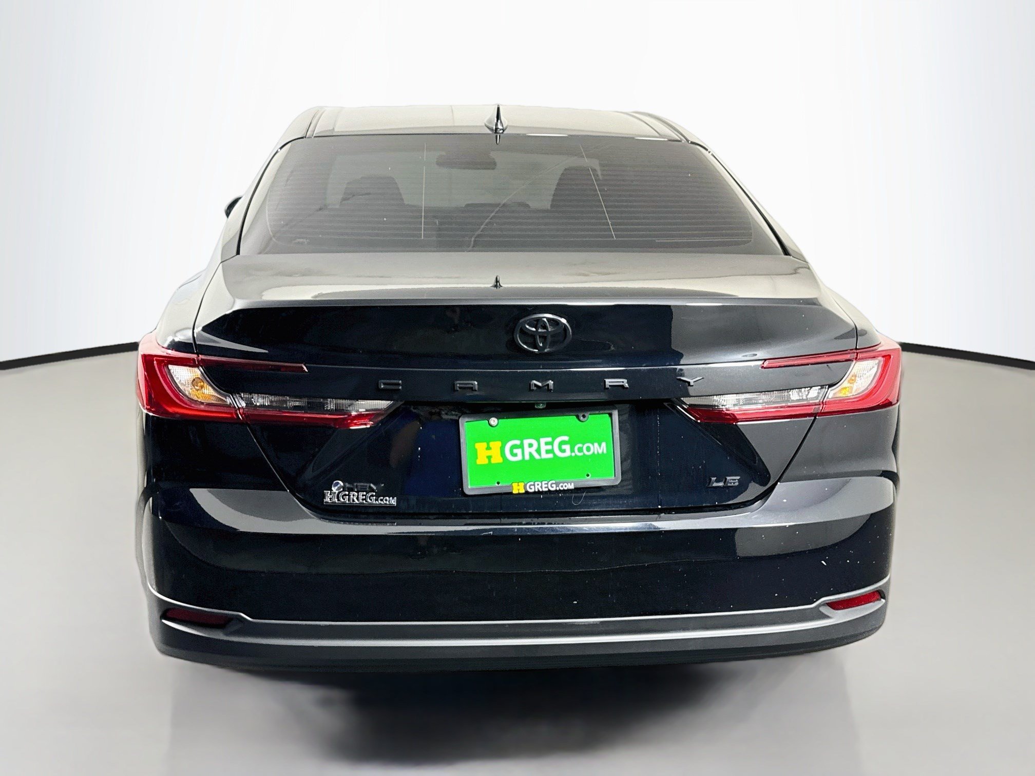 Used 2026 Toyota Camry LE FWD image 8