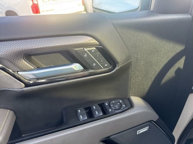 Used 2023 Chevrolet Silverado 1500 ZR2 w/ Technology Package image 27