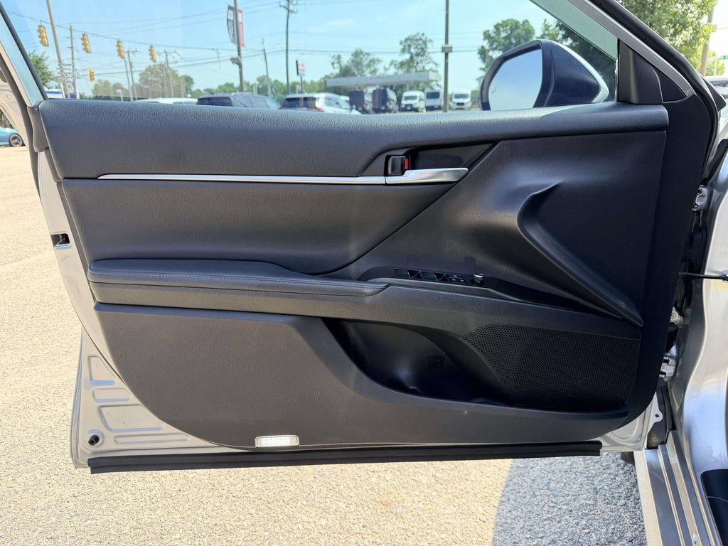 Certified 2023 Toyota Camry XLE FWD image 18