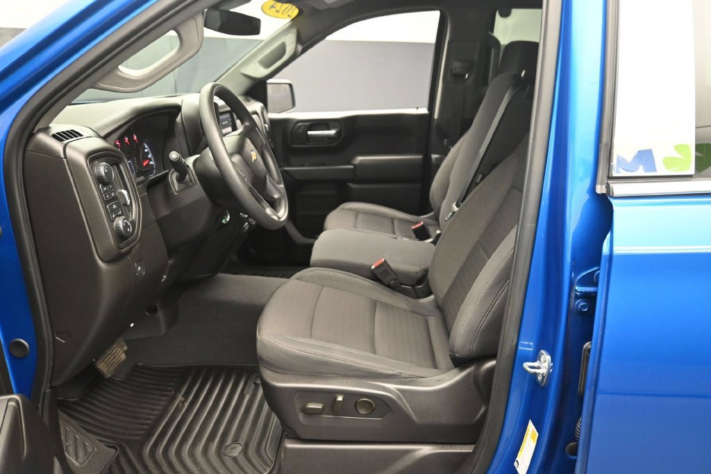 Used 2024 Chevrolet Silverado 1500 Custom AWD/4WD image 16