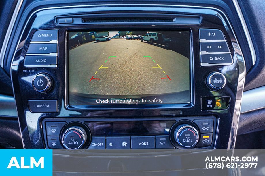 Used 2023 Nissan Maxima SL FWD image 34
