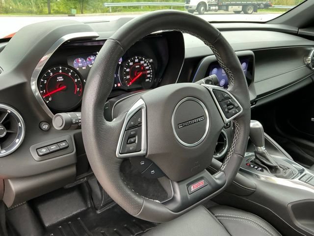 Used 2019 Chevrolet Camaro SS RWD image 18