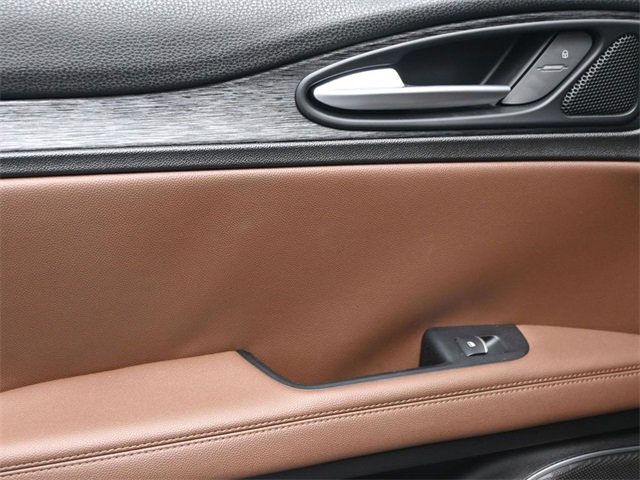 Used 2019 Alfa Romeo Stelvio Sprint w/ Nero Edizione image 15