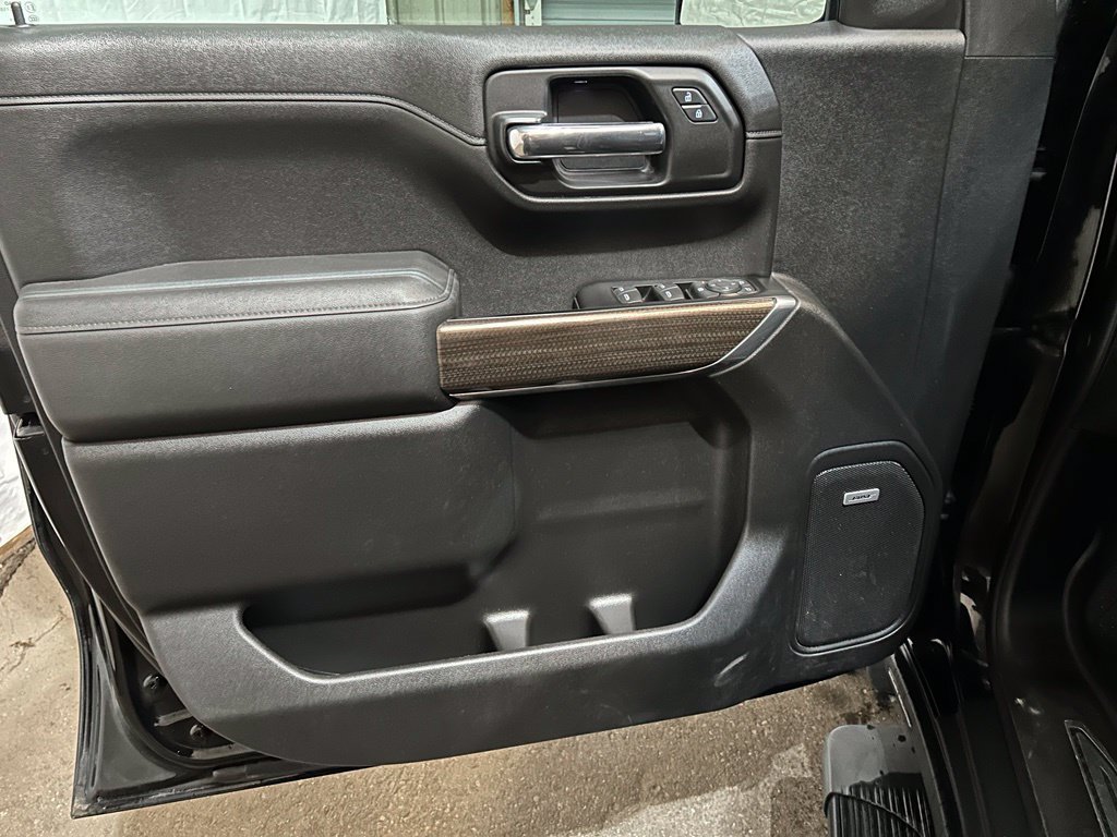 Used 2019 Chevrolet Silverado 1500 RST w/ True North Edition AWD/4WD image 18