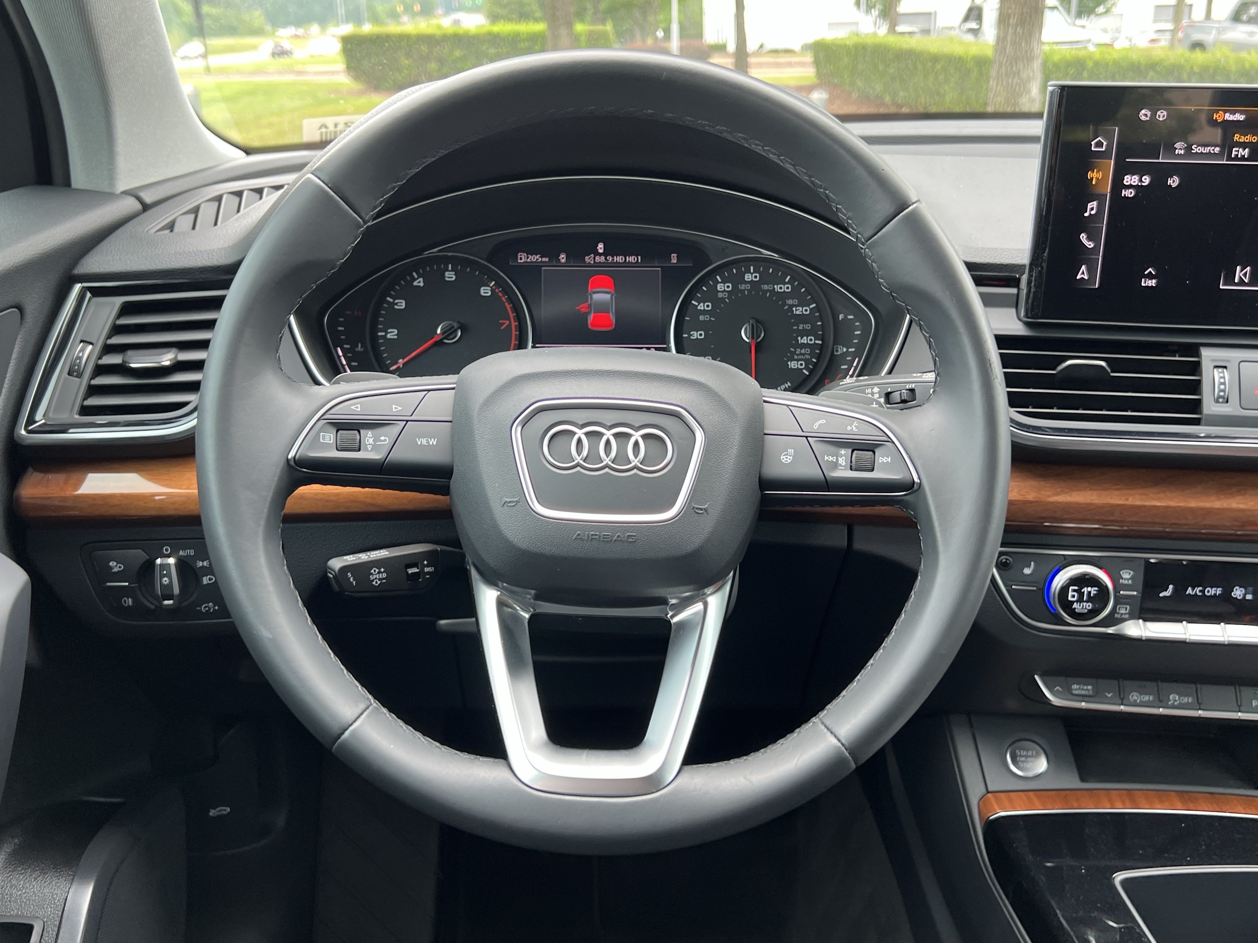 Used 2023 Audi Q5 2.0T Premium AWD/4WD image 18