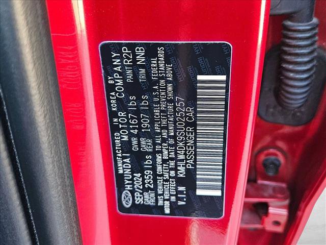 Used 2025 Hyundai Elantra N FWD image 21