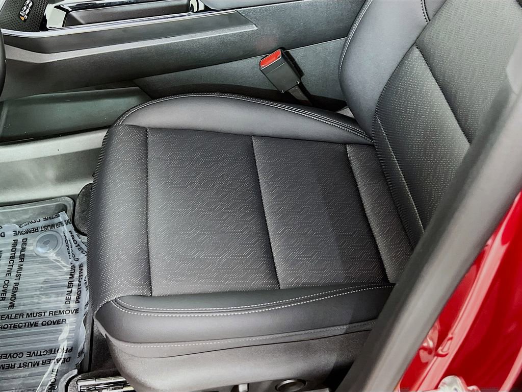 Certified 2025 Chevrolet Equinox LT w/ Convenience Package II image 17