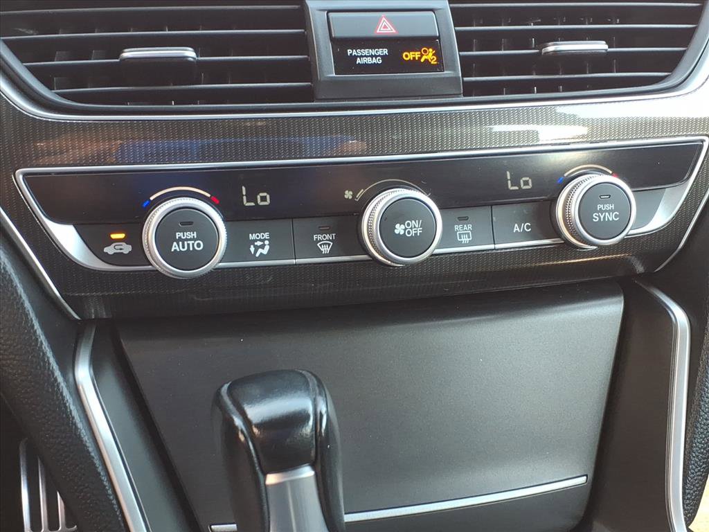 Used 2019 Honda Accord Sport image 10
