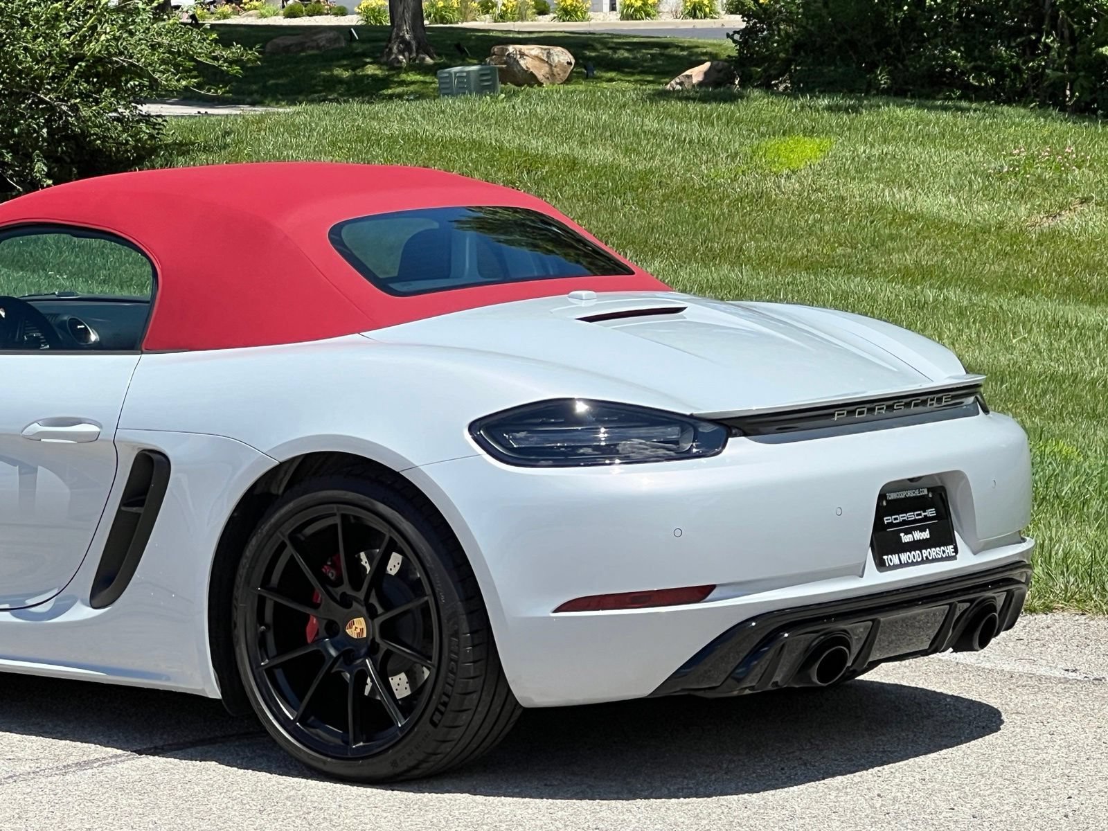 Certified 2025 Porsche 718 Boxster GTS RWD image 12