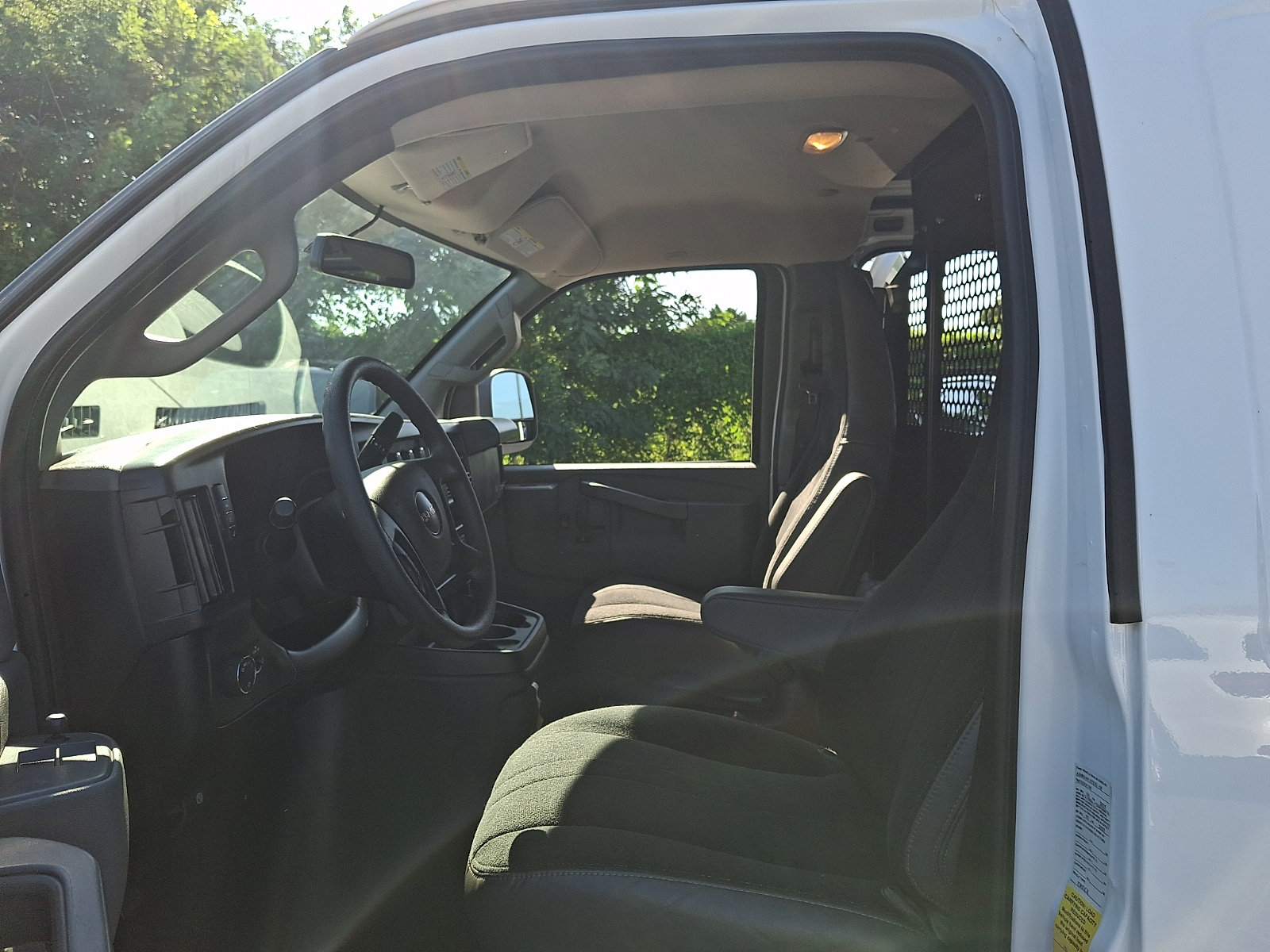 Certified 2025 GMC Savana 2500 w/ Driver Convenience Package RWD image 13