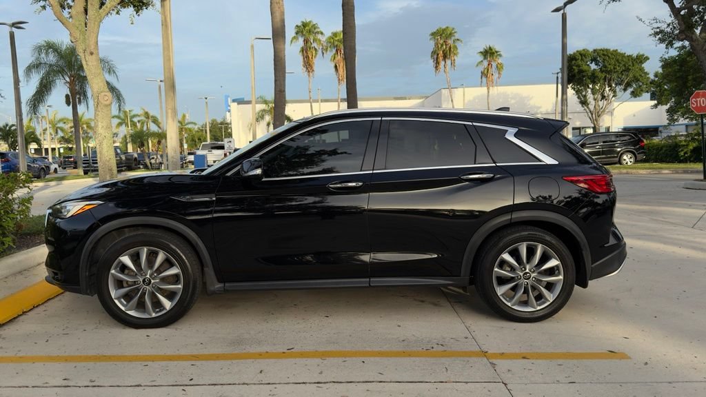 Used 2021 INFINITI QX50 Essential w/ Convenience Package FWD image 5