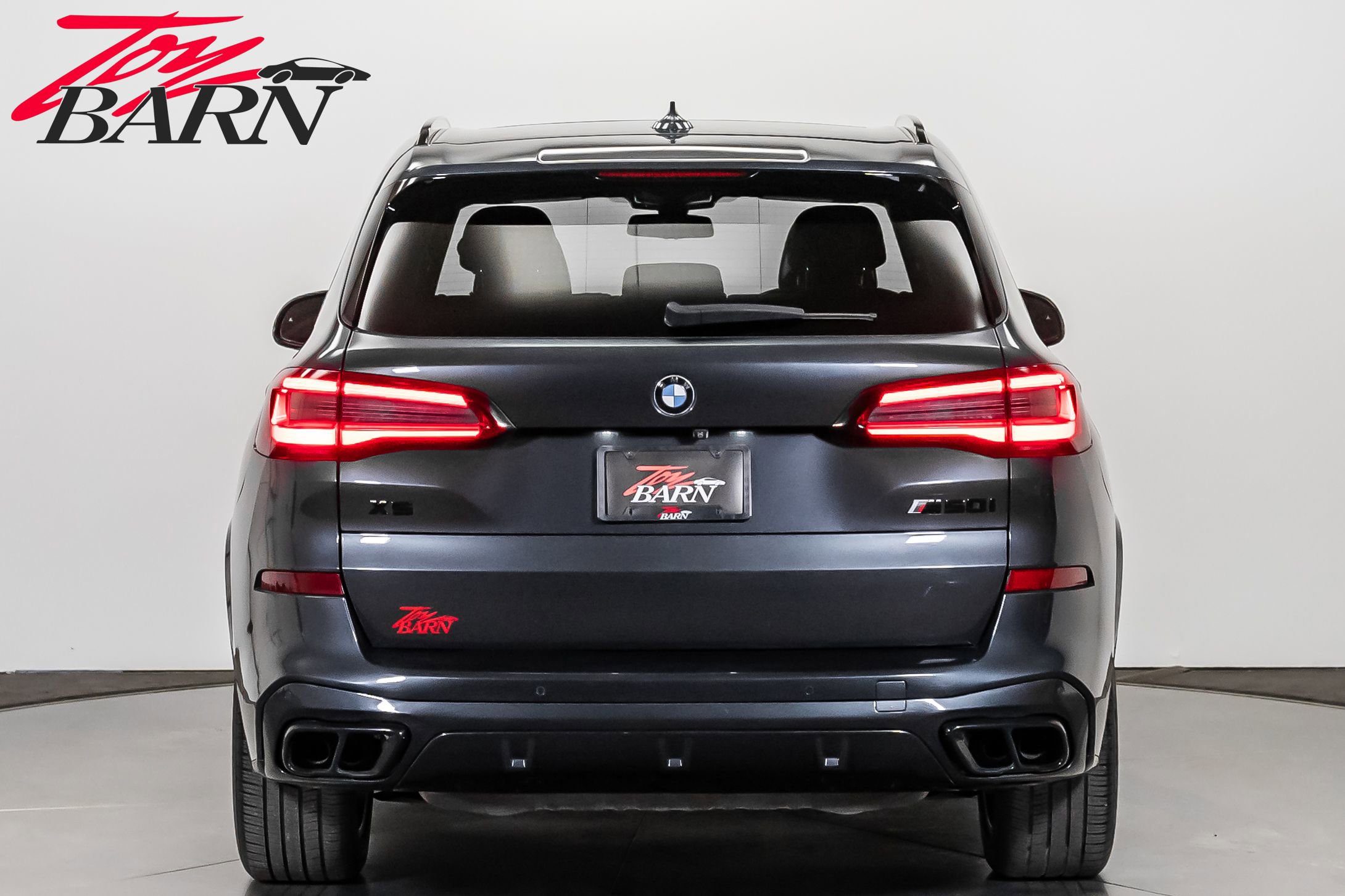 Used 2019 BMW X5 xDrive50i w/ M Sport Package image 4