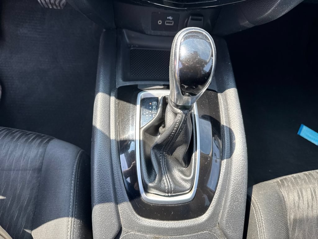 Used 2019 Nissan Rogue SV AWD/4WD image 22