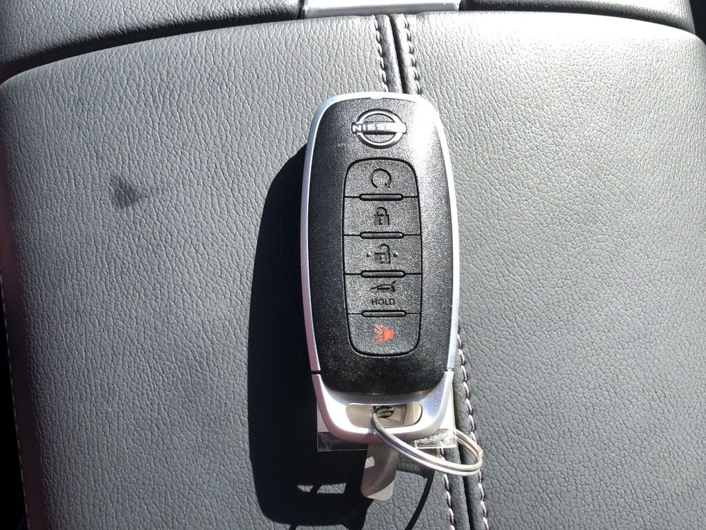 Certified 2025 Nissan Murano SL image 35