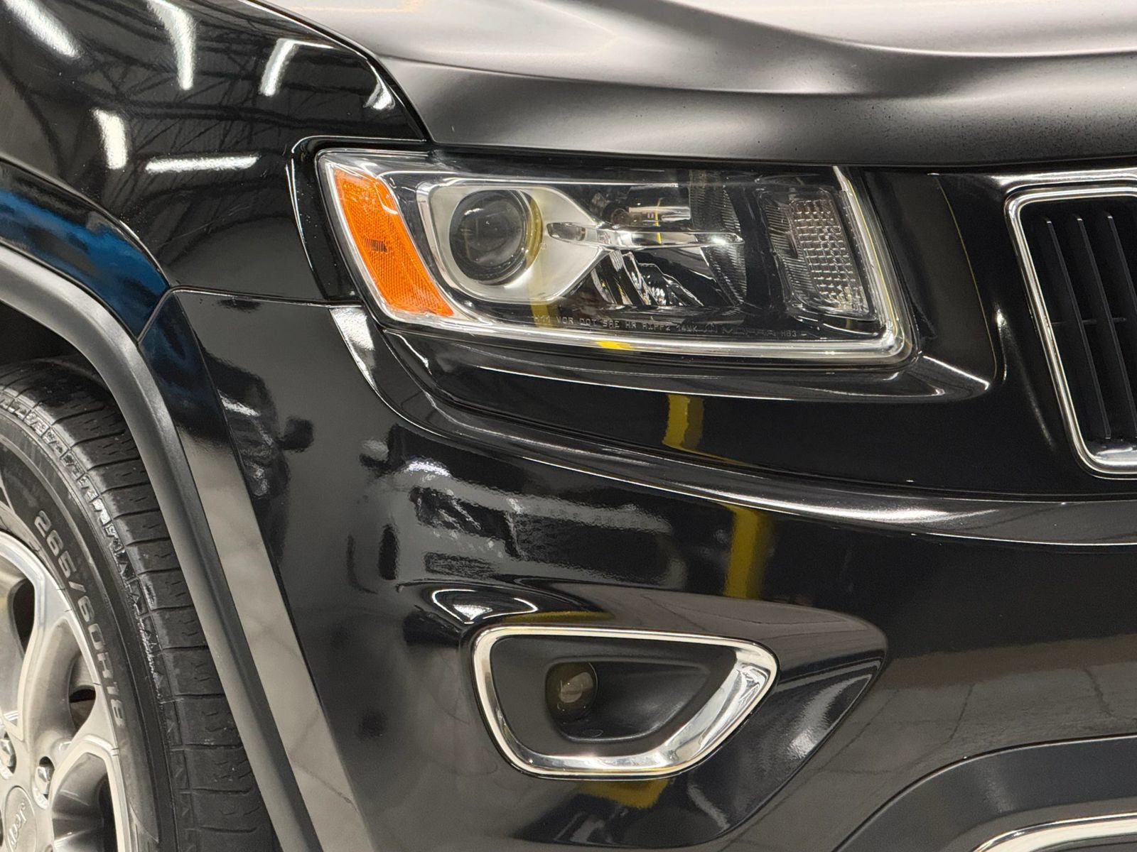 Used 2015 Jeep Grand Cherokee Limited AWD/4WD image 6
