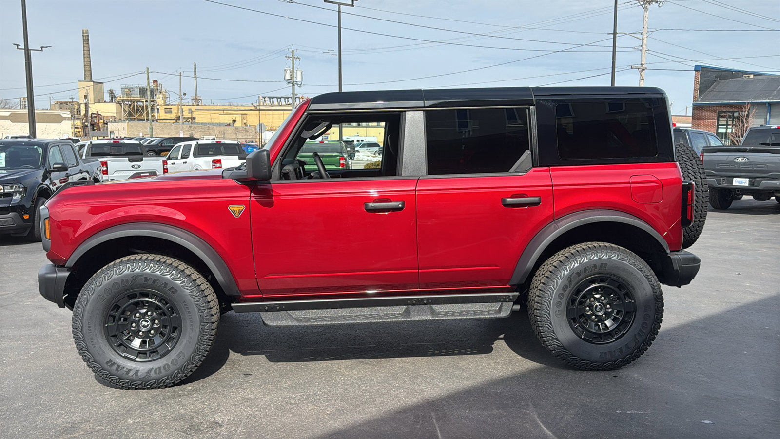 New 2026 Ford Bronco Badlands image 6