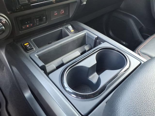 Used 2021 Nissan Titan PRO-4X w/ Pro-4x Convenience Package image 17