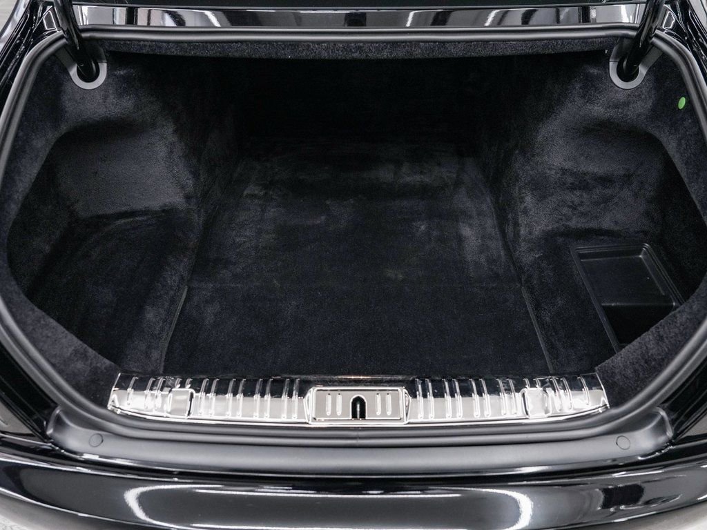 Used 2011 Rolls-Royce Ghost image 57