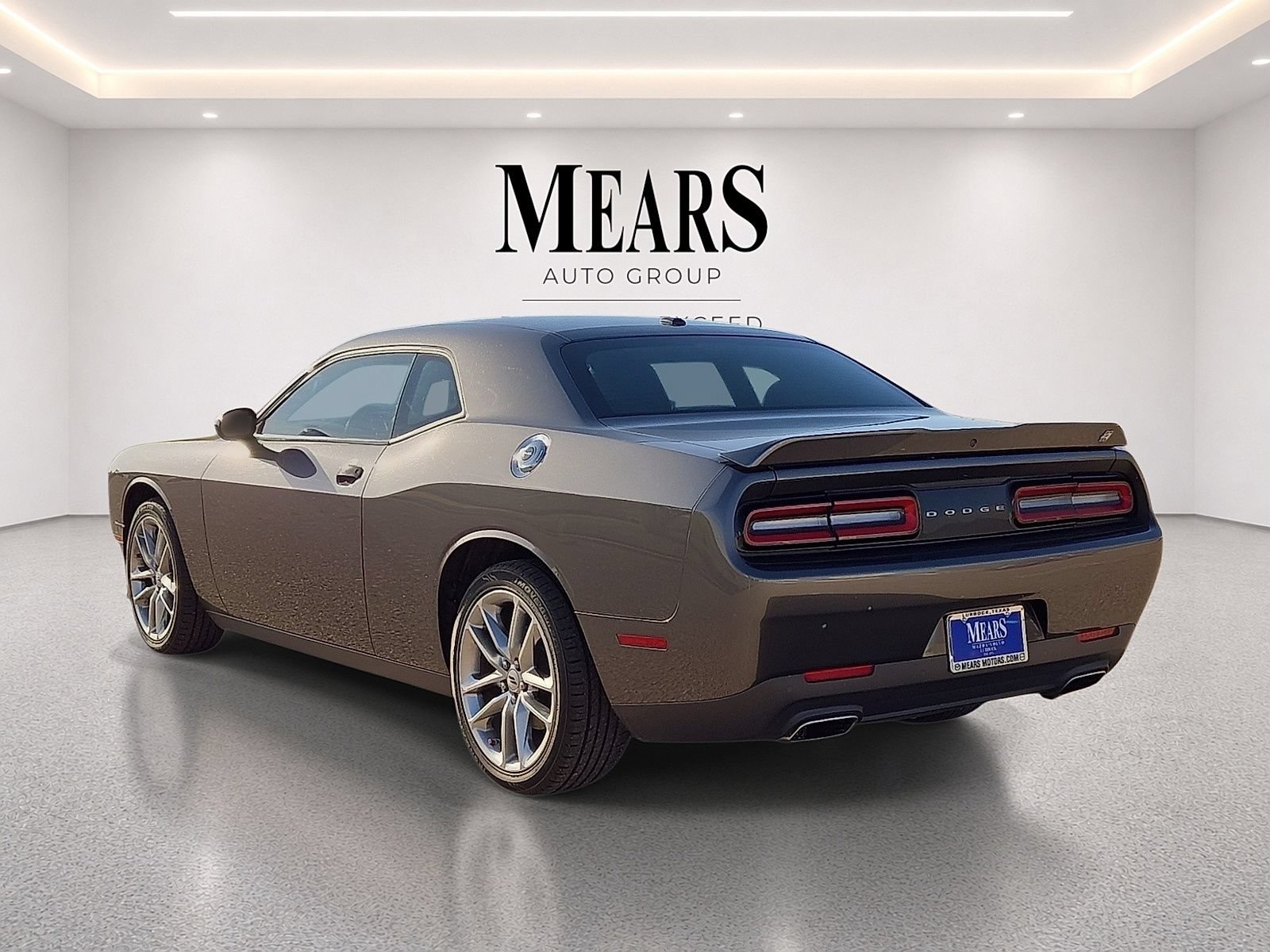 Used 2022 Dodge Challenger GT AWD/4WD image 3