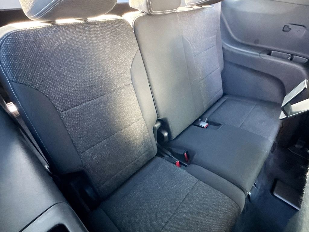 Used 2024 Chevrolet Traverse LT image 26