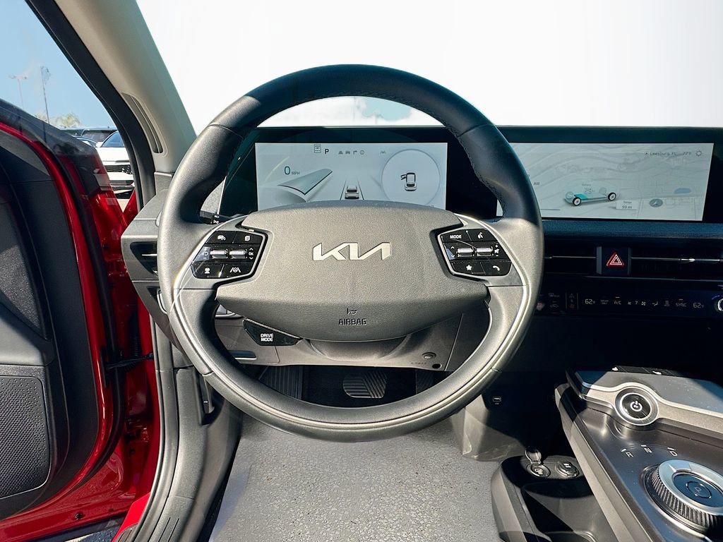 Used 2024 Kia EV6 Light RWD image 11