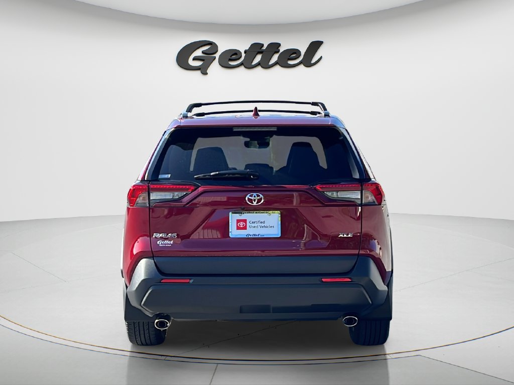 Used 2025 Toyota RAV4 XLE Premium FWD image 6