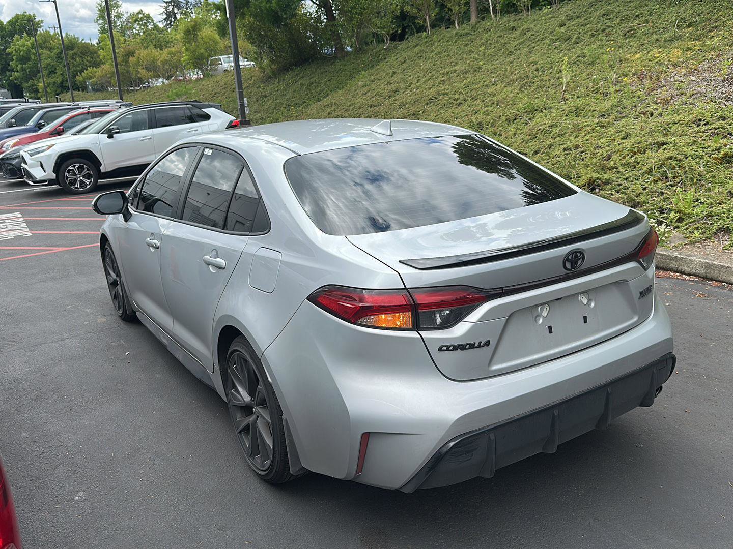 Used 2026 Toyota Corolla XSE FWD image 3