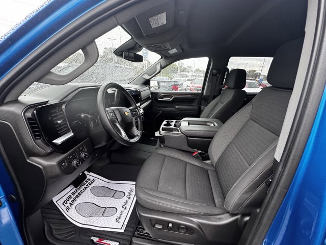 Used 2023 Chevrolet Silverado 1500 LT image 6