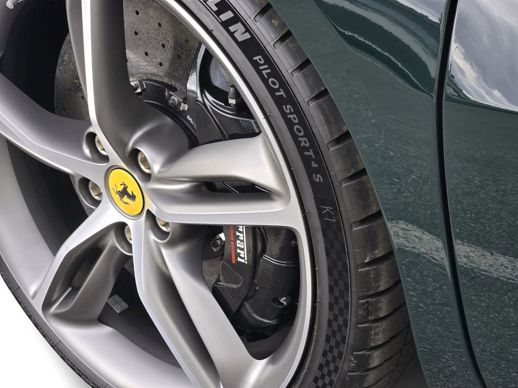 Used 2024 Ferrari 296 GTS RWD image 14
